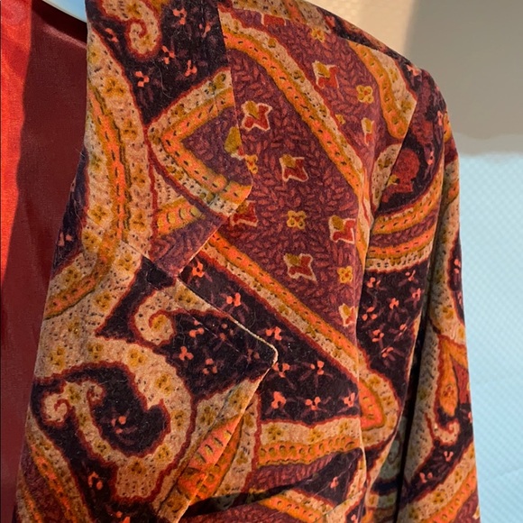 View collection 12 velvet print jacket tans euc - Picture 5 of 11